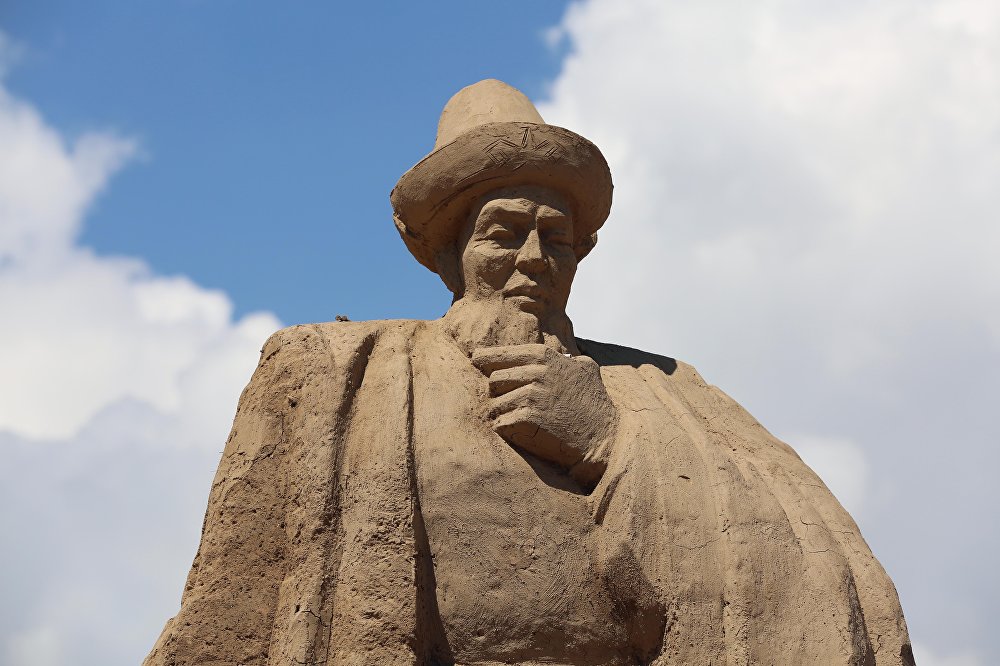 Kirgiz Aksakal Colpon Ata Uluslararasi Kum Heykel Festivali 2016