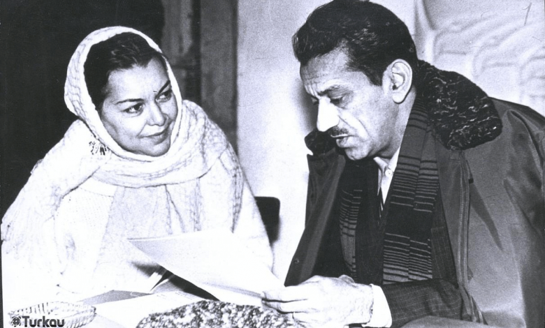 Bahtiyar Vahapzade Okurken