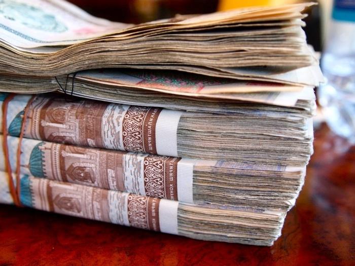 Özbekistan Parası Tomarları
