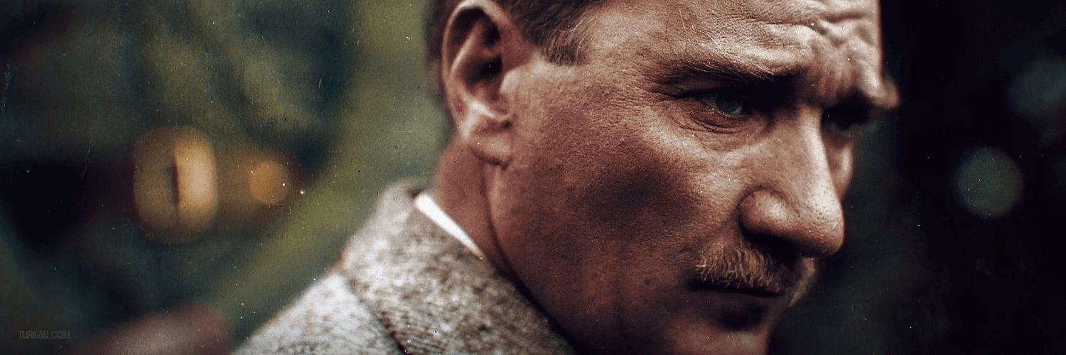 Mustafa Kemal Atatürk Fotoğrafı Renklendirilmiş